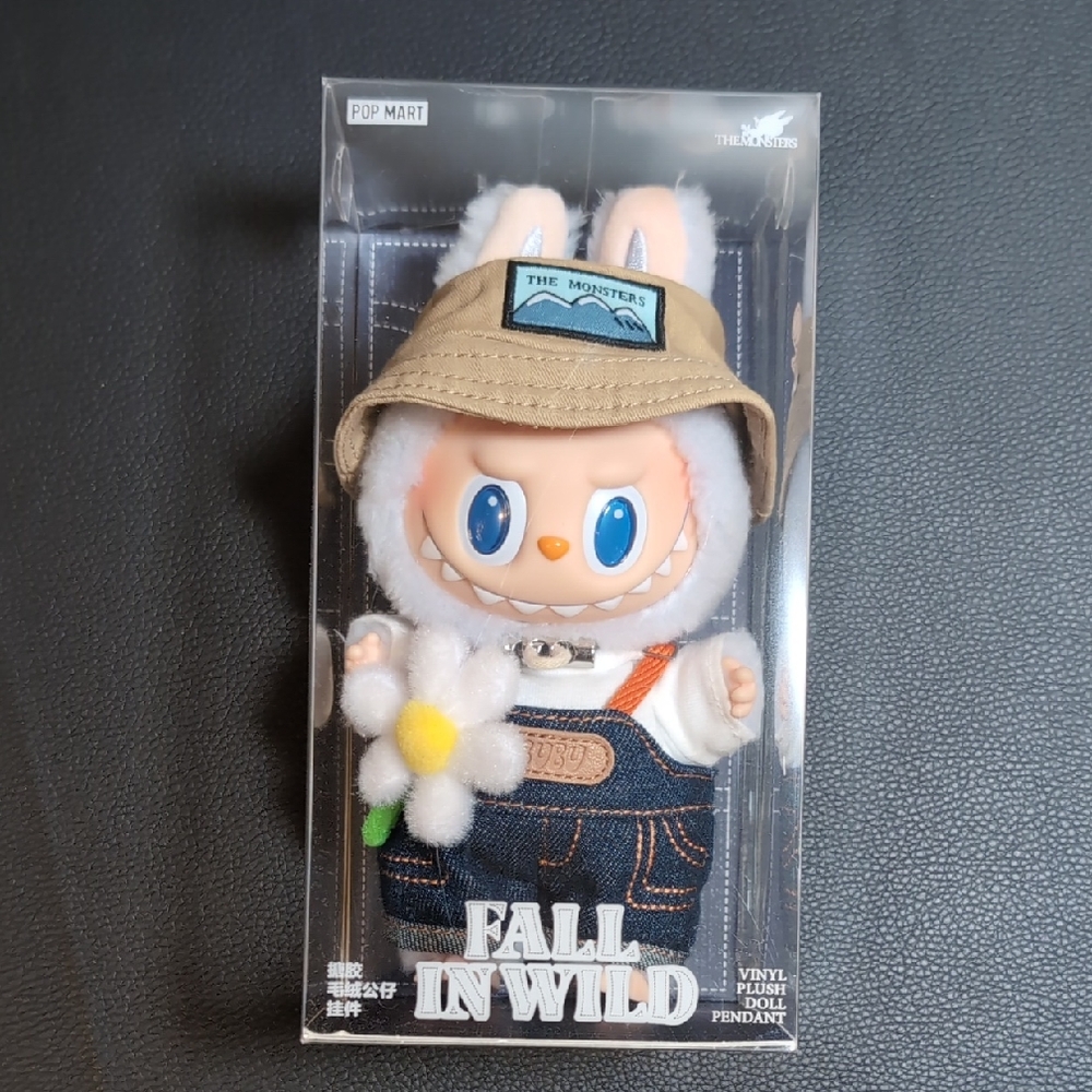Labubu The Monsters Fall in Wild Pendant Pop Mart NEW